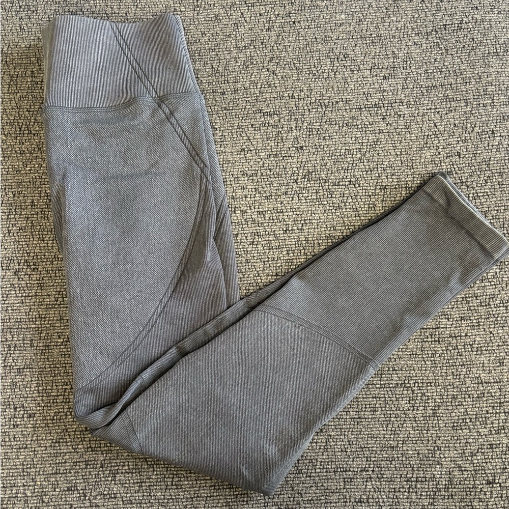 Offline by Aerie Ribbed 7/8 High Rise Leggings